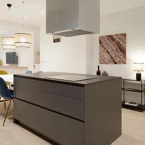 https://mayor-suite-8-by-feelfree-rentals.sansebastianhotels.net